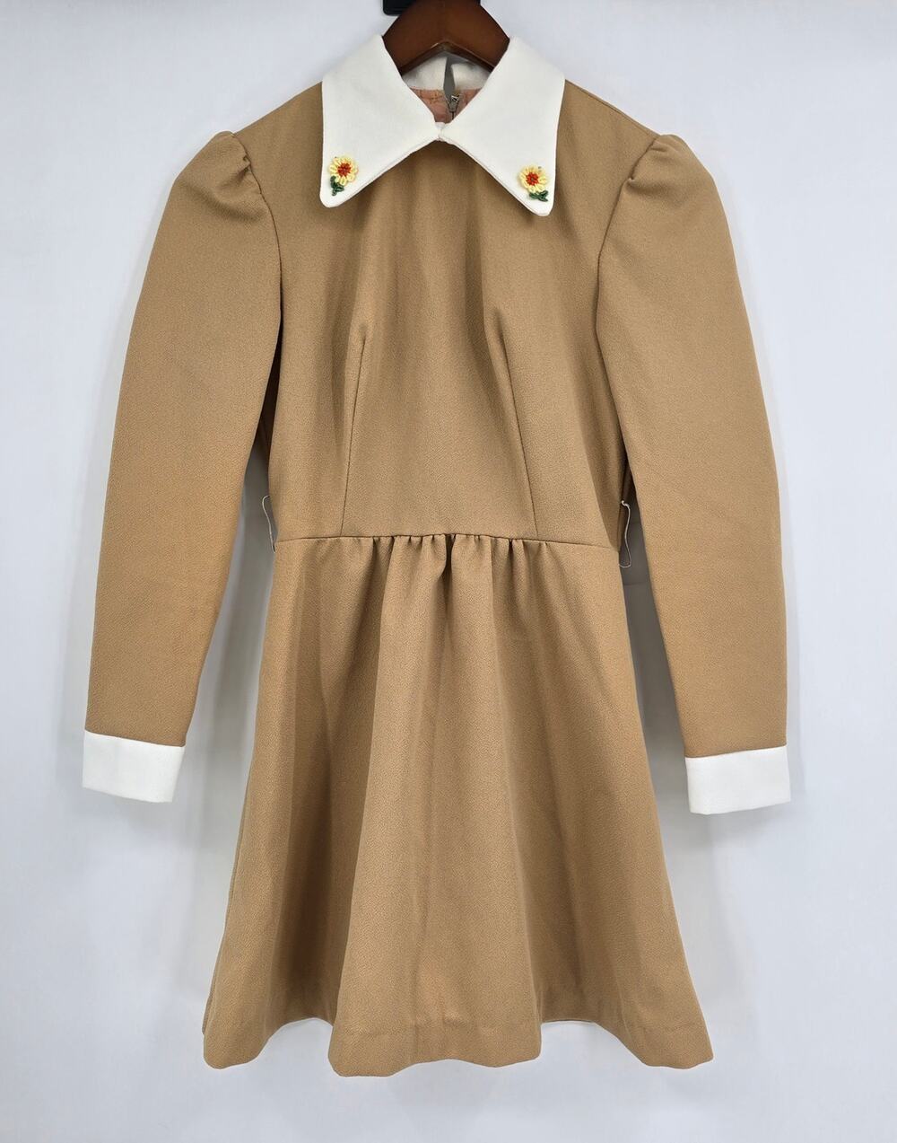 Vintage 1970s Girl Prairie Dress Tan Earth Tone Embroidered Floral Collar Size 5